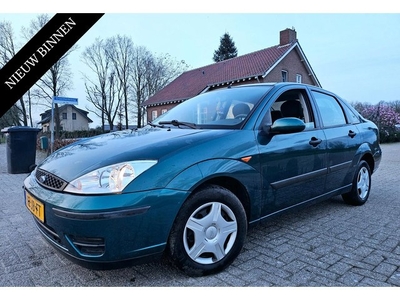 Ford Focus 1.4-16V Cool Edition met Airco en Diverse Opties