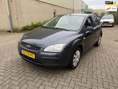 Ford Focus 1.6-16V Champion