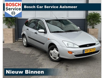 Ford Focus 1.6-16V Trendg / AUTOMAAT / AIRCO / TRAKHAAK /