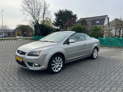 Ford Focus Coupé-Cabriolet 2.0-16V Trend Climate control