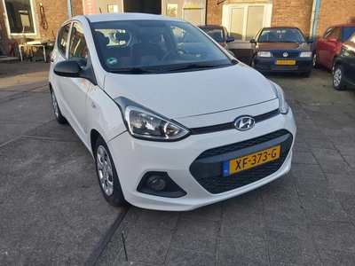 Hyundai i10 1.0i i-Motion