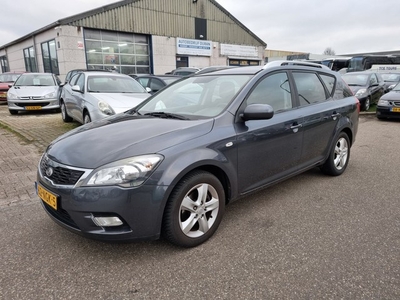 Kia Cee'd 1.4 CVVT X-ecutive Airco Bj:2010 NAP!