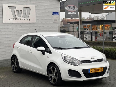 Kia Rio 1.2 CVVT 101890 KM! NAP NAVI 2E EIGENAAR WIT LM