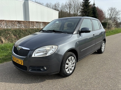 Škoda Fabia 1.4-16V Ambiente / AIRCO / CRUISE / 5-DEURS /