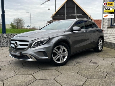 Mercedes-Benz GLA-klasse 200 AmbitionNaviHalf