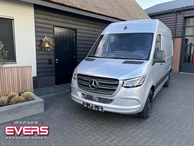 Mercedes-Benz Sprinter 319 1.9 CDI L2H2 LED NAVI