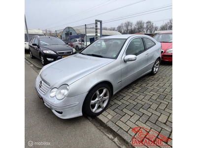 Mercedes C-klasse Sportcoupé 200 CDI