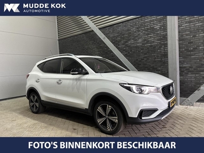 MG ZS EV Luxury 45 kWh Panoramadak Leder Trekhaak