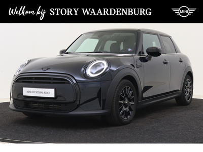 MINI MINI Hatchback Cooper Classic Automaat / Sportstoelen / LED / Navigatie / Cruise Control / PDC achter / Extra getint glas achter