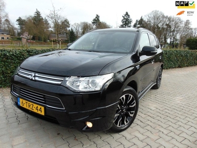 Mitsubishi Outlander 2.0 PHEV Executive Edition Clima /