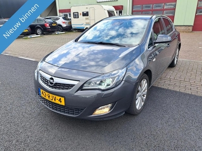 Opel Astra 1.4 Turbo Cosmo GERESERVEERD!!!!!!