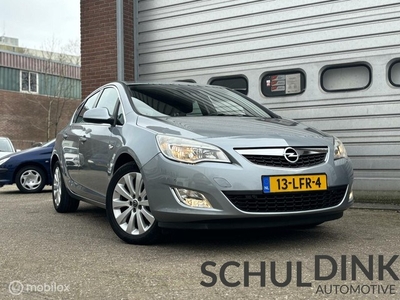 Opel Astra 1.6 Cosmo TREKHAAKCRUISE CONTROLEAIRCO5-DEURS