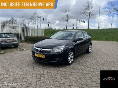 Opel Astra GTC 1.6 Edition