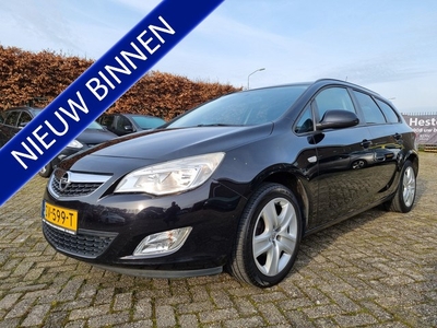 Opel Astra Sports Tourer 1.4 Turbo Cosmo COMPLETE AUTO!!