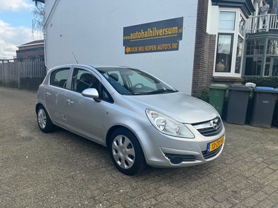 Opel Corsa 1.0-12V Business 5 DEURS AIRCO nw apk