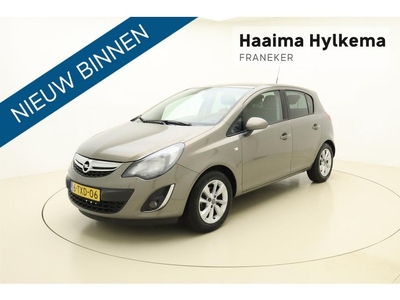 Opel Corsa 1.4-16V Design Edition 100pk Navigatie