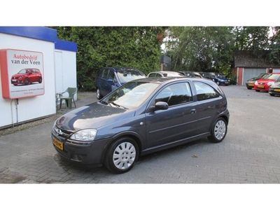 Opel Corsa 1.4-16V Silverline