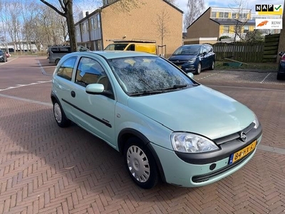 Opel Corsa AUTOMAAT / 61.000 NAP / Leuke auto