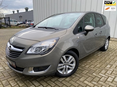 Opel Meriva 1.4 Turbo Design Edition / Navi / Cruise /