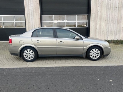 Opel Vectra 1.8-16V Elegance