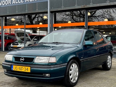 Opel Vectra BWJ 12-1994 / 2.0i 116PK CDX UNIEK! /