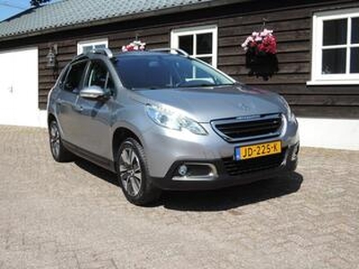 Peugeot 2008 1.2 PURET. BLUE LION