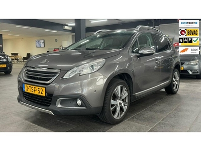 Peugeot 2008 1.6 VTi Féline panoramadak navigatie leer