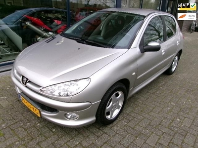 Peugeot 206 1.4 Air-line 5 deurs airco