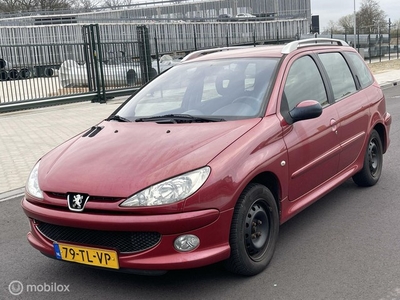 Peugeot 206 SW 1.6-16V Quiksilver