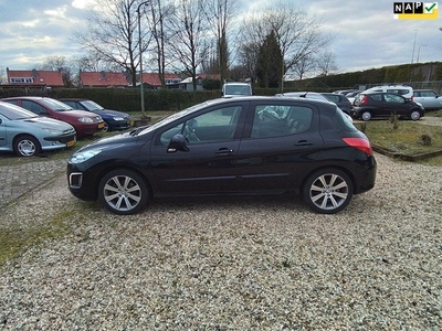 Peugeot 308 1.6 THP Allure leerbekl navi airco/ paneramadak