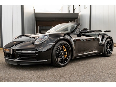 Porsche 911 Cabriolet (992) Turbo S - Deep Black Metallic - IPE sportuitlaat