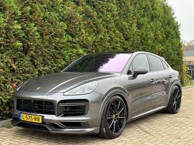 Porsche Cayenne Coupé 4.0 Turbo S E-Hybrid TechArt Carbon