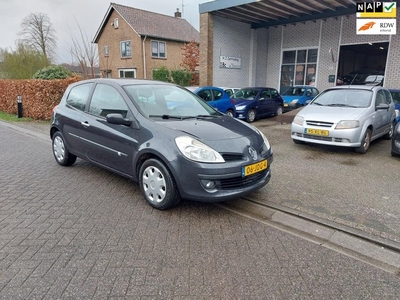 Renault Clio 1.2-16V Collection