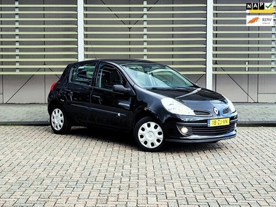 Renault Clio 1.2-16V Special Line / 1e Eiegenaar / Airco /