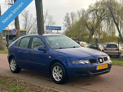 SEAT Leon 1.6-16V Stella AIRCO!LMVELGEN!APK!KOOPJE!