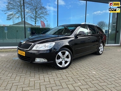 Skoda Octavia Combi 1.2 TSI Elegance - Climate - Trekhaak -