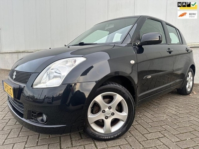 Suzuki Swift 1.3 4Grip Exclusive UNIEK 4x4 5D Airco NL