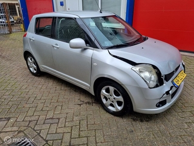 Suzuki Swift 1.5 Exclusive AIRCO