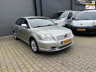 Toyota Avensis 1.8 VVTi Linea Luna