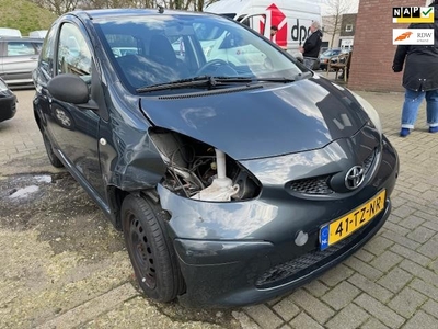 Toyota Aygo 1.0-12V