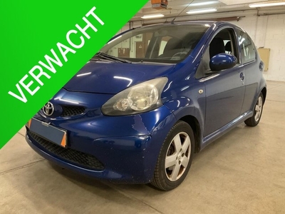 Toyota Aygo 1.0-12V 5drs Airco 6 maand garantie