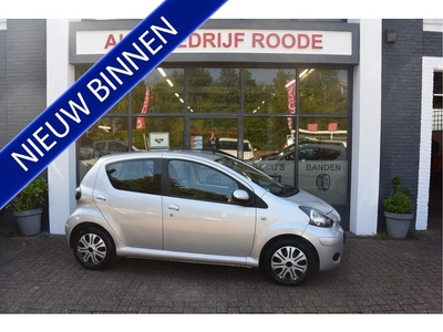 Toyota Aygo 1.0-12V Cool AIRCO,APK,5 DEURS !!! (bj 2009)