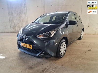 Toyota Aygo 1.0 VVT-i x-fun