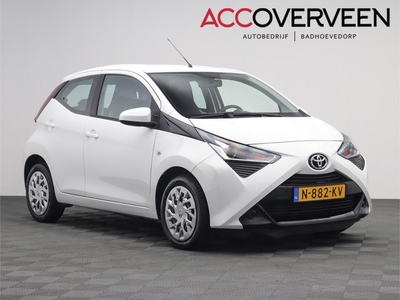 Toyota Aygo 1.0 VVT-i x-play Apple Carplay & Android