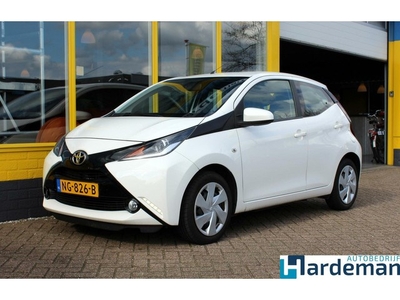 Toyota Aygo 1.0 VVT-i x-play Navi Airco