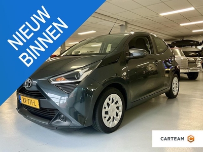 Toyota Aygo 1.0 VVT-i x-play ** RIJKLAARPRIJS **