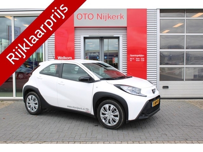 Toyota Aygo X 1.0 VVT-i MT play 5 deurs (bj 2024)