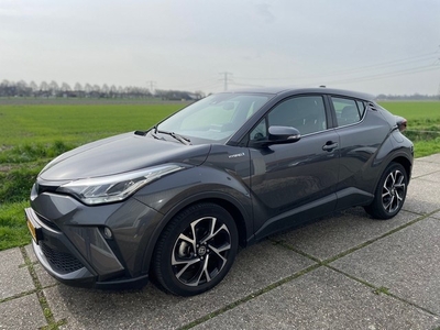 Toyota C-HR 1.8 Hybrid Dynamic (bj 2022, automaat)