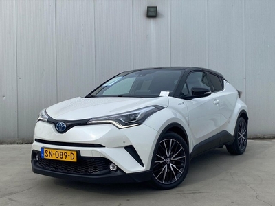 Toyota C-HR 1.8 Hybrid Style Bi Tone Navigatie Blind