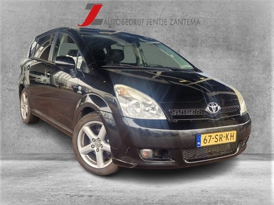 Toyota Corolla Verso 2.2 D-4D Luna (bj 2006)